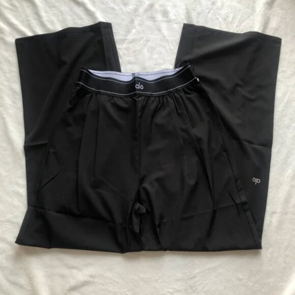 ALO Yoga Women's Black Suit Up Trouser (Regular) - Picture 2 of 5